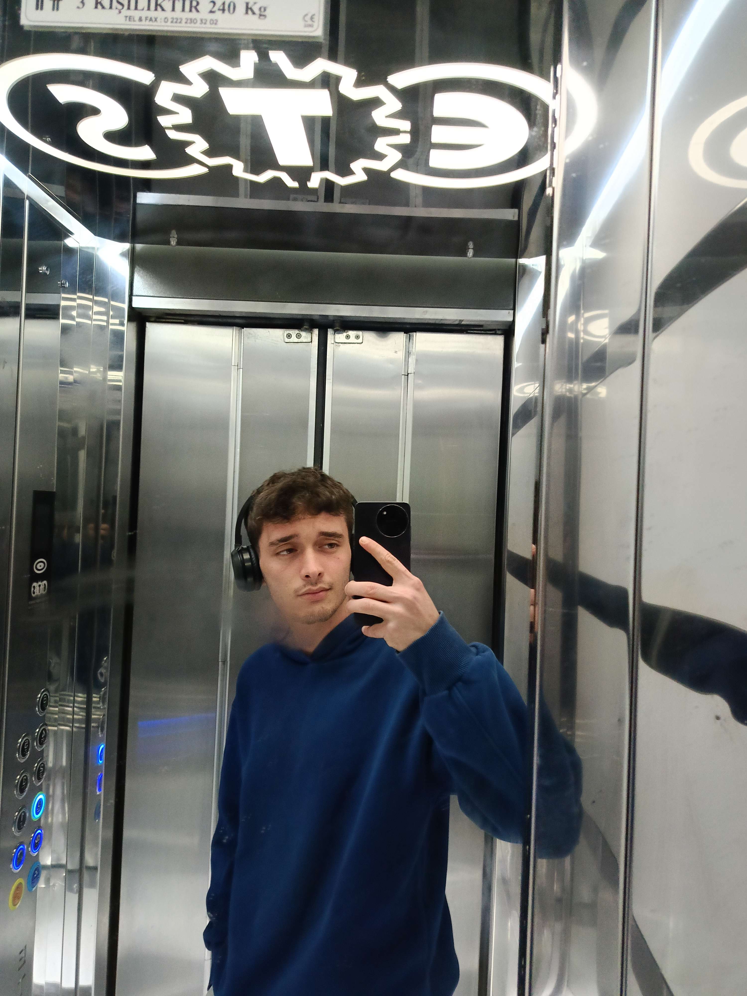 berat esen Profile Picture