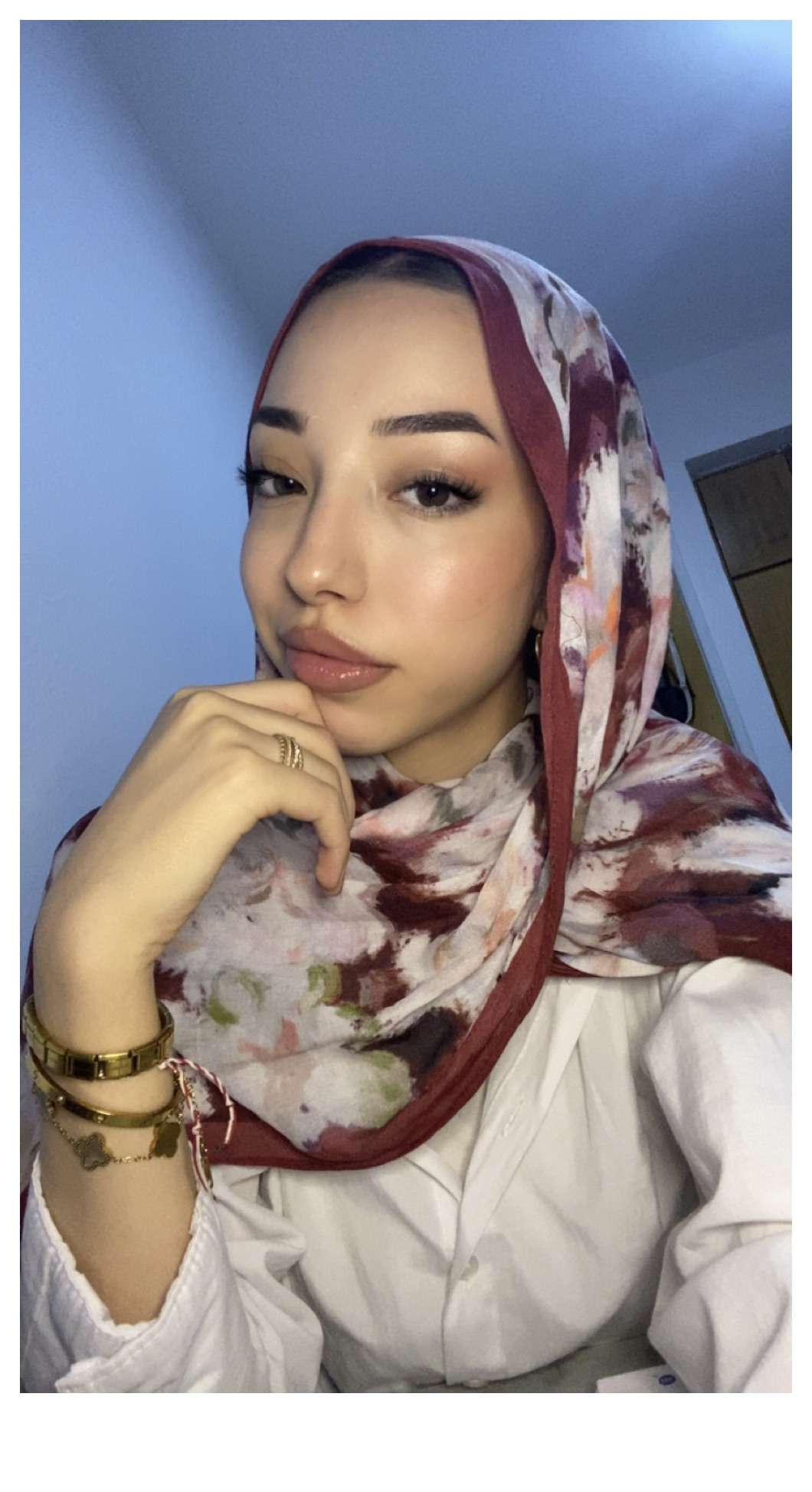 Hacer Uğuz Profile Picture