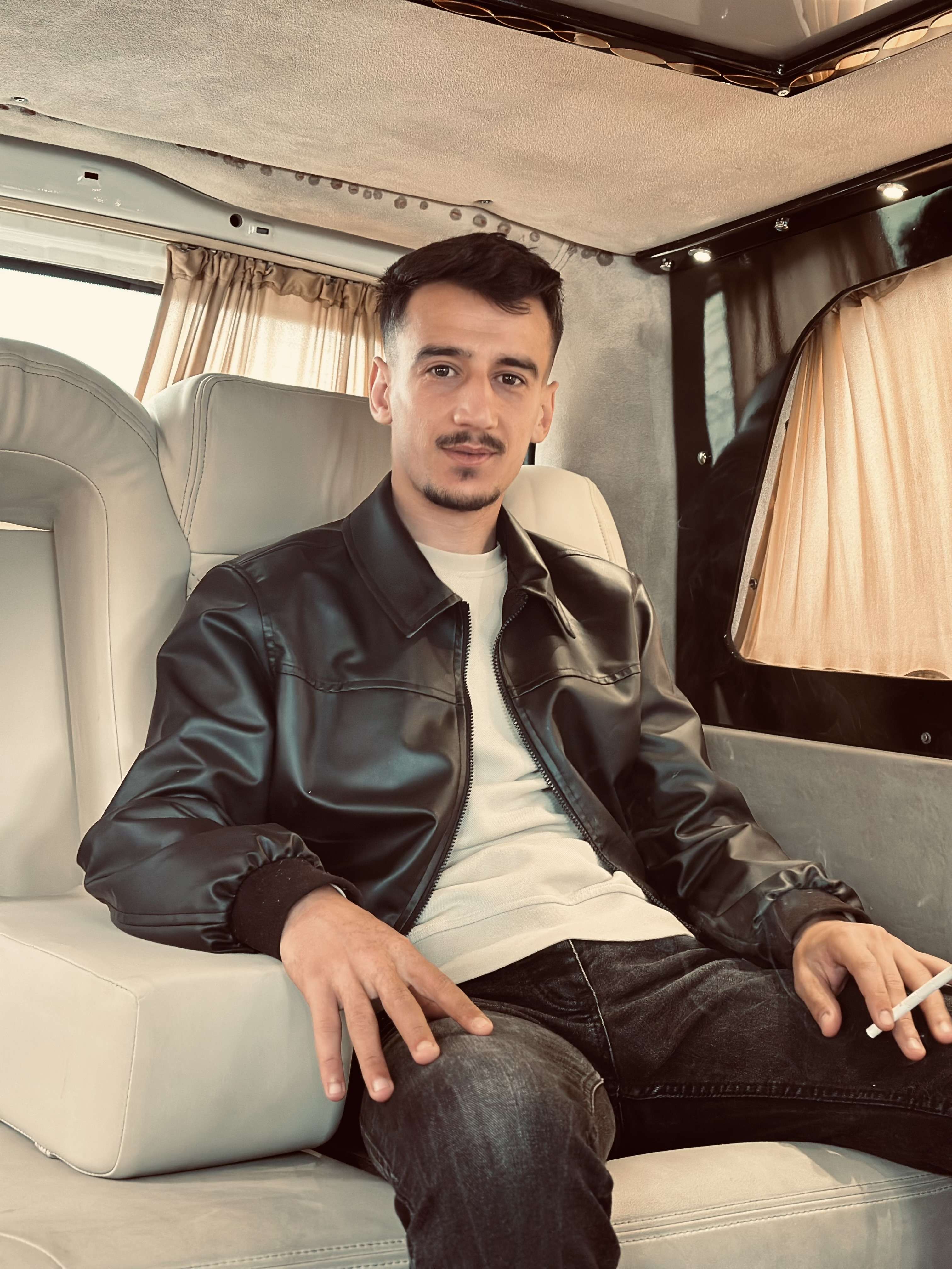 Özcan Yeniyurt Profile Picture