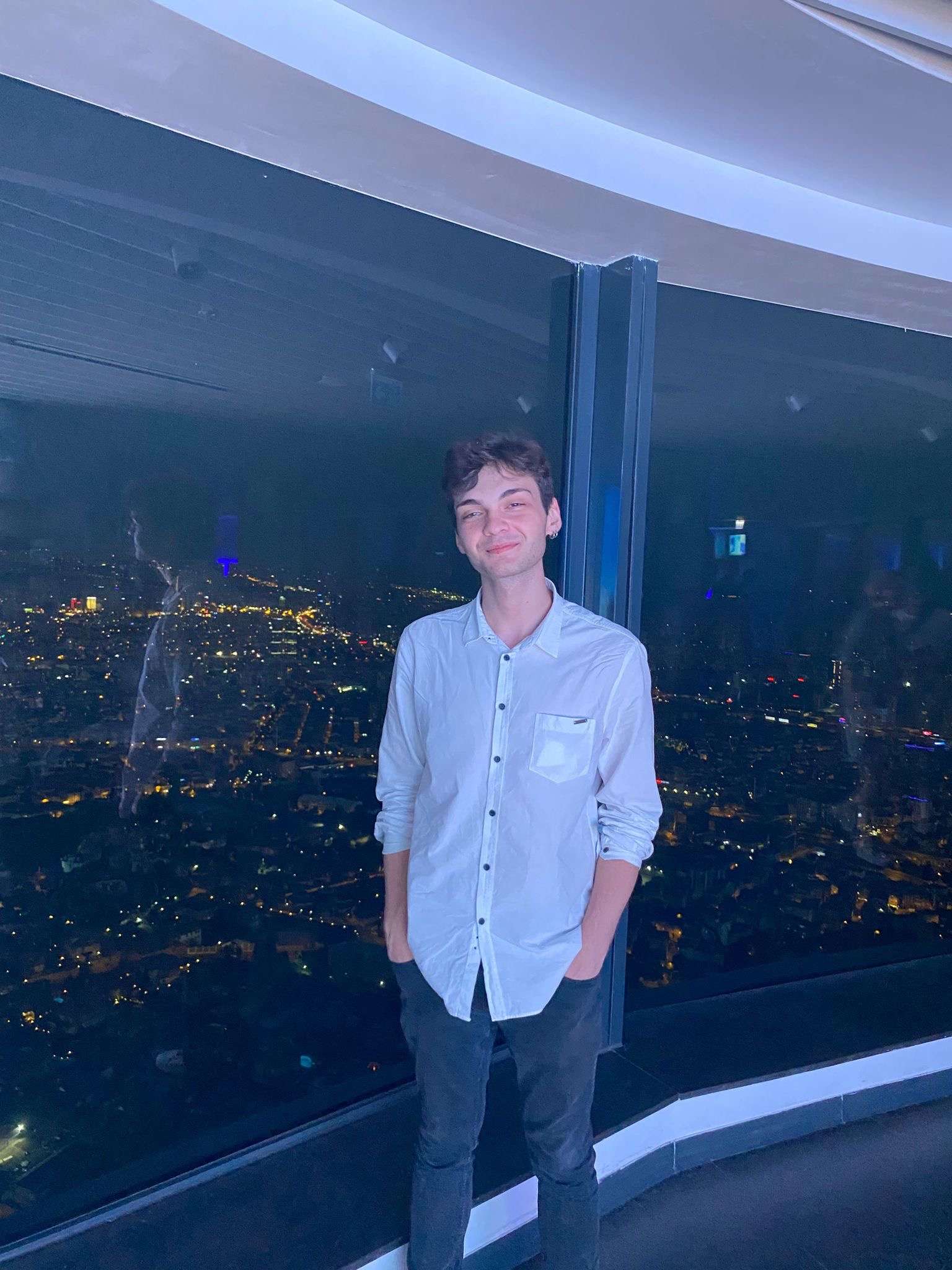 onkut çınar rüzgar aşık Profile Picture