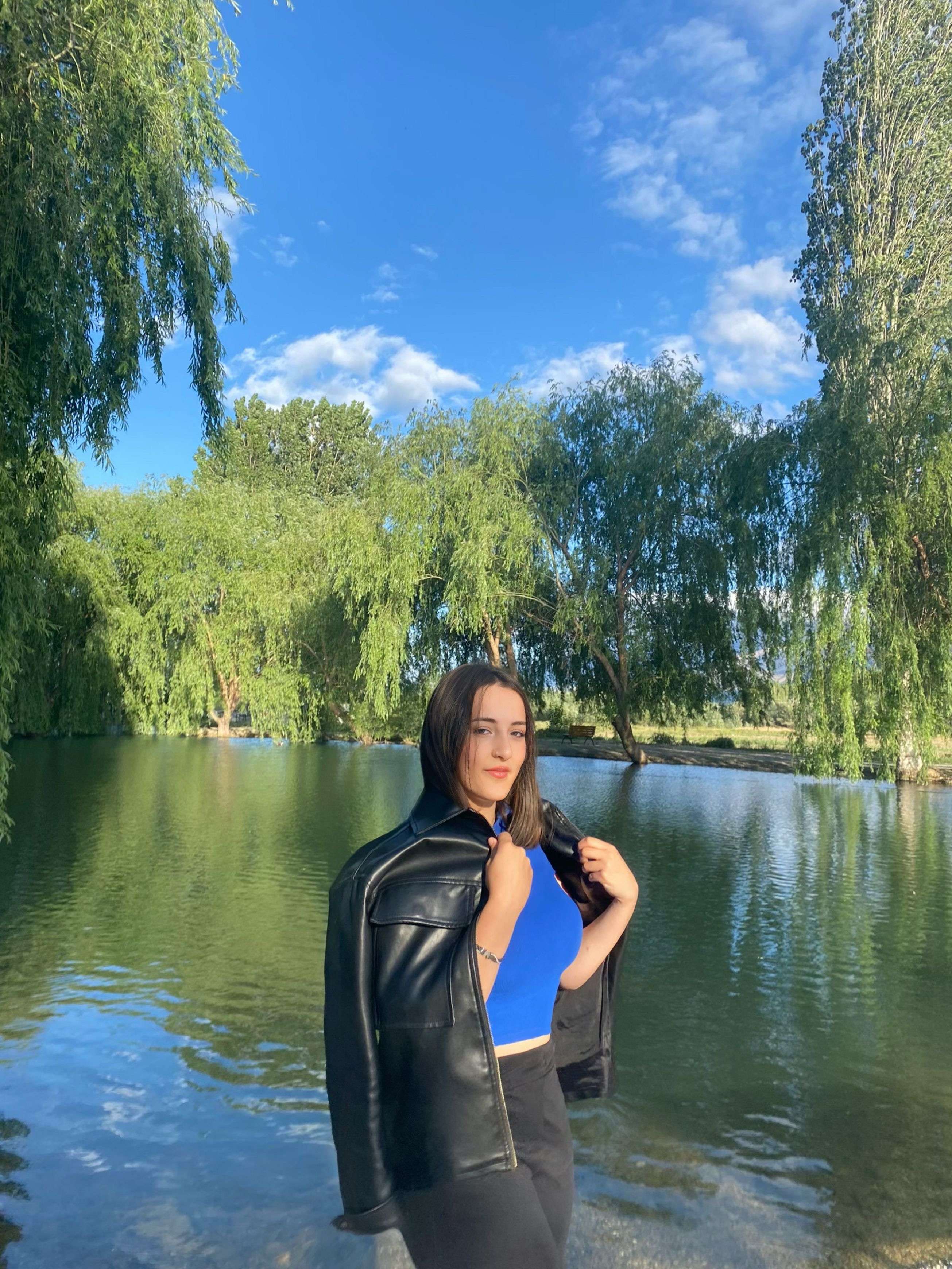 Feyza nur Hazine Profile Picture