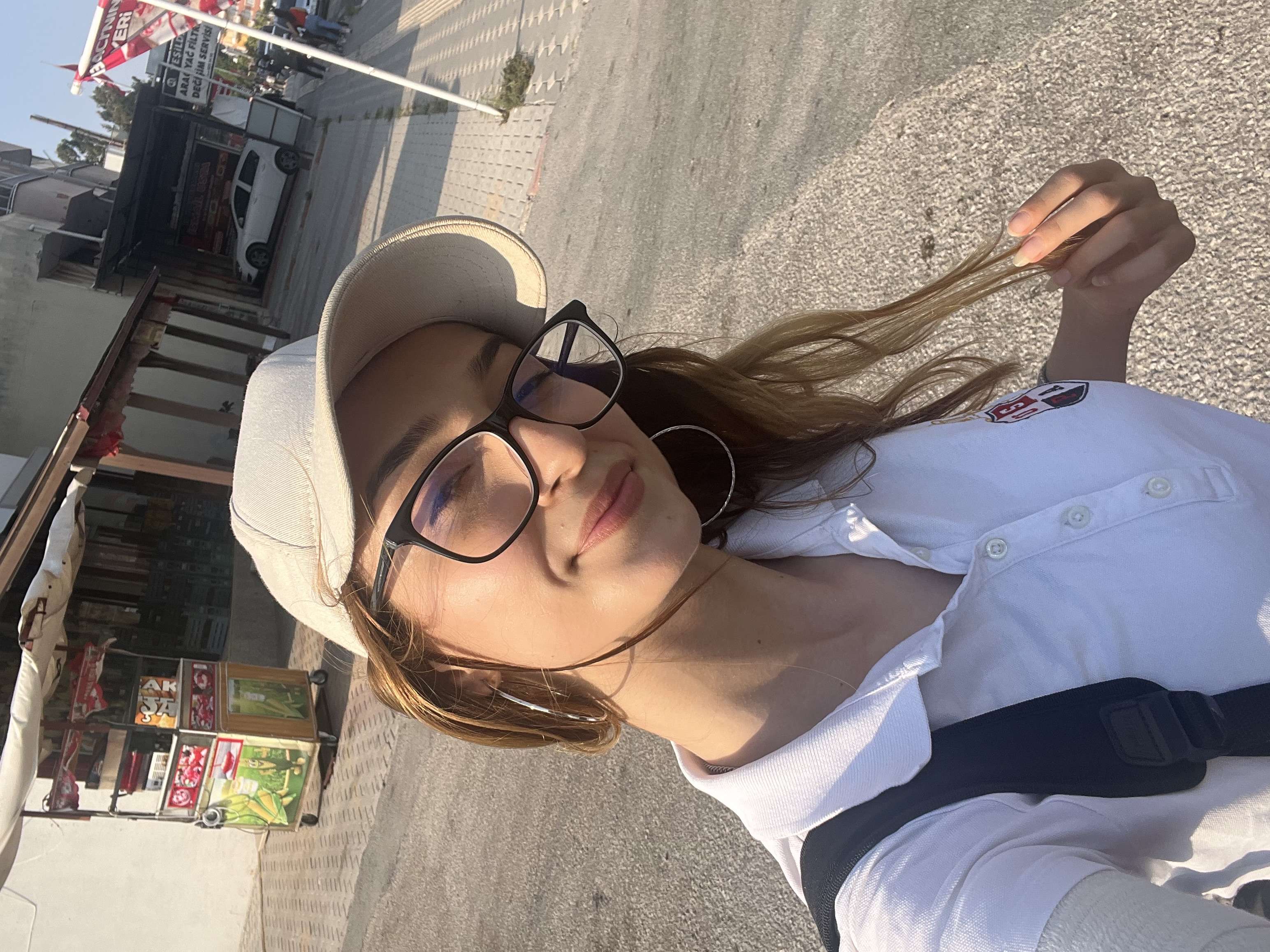 gözde güneş Profile Picture