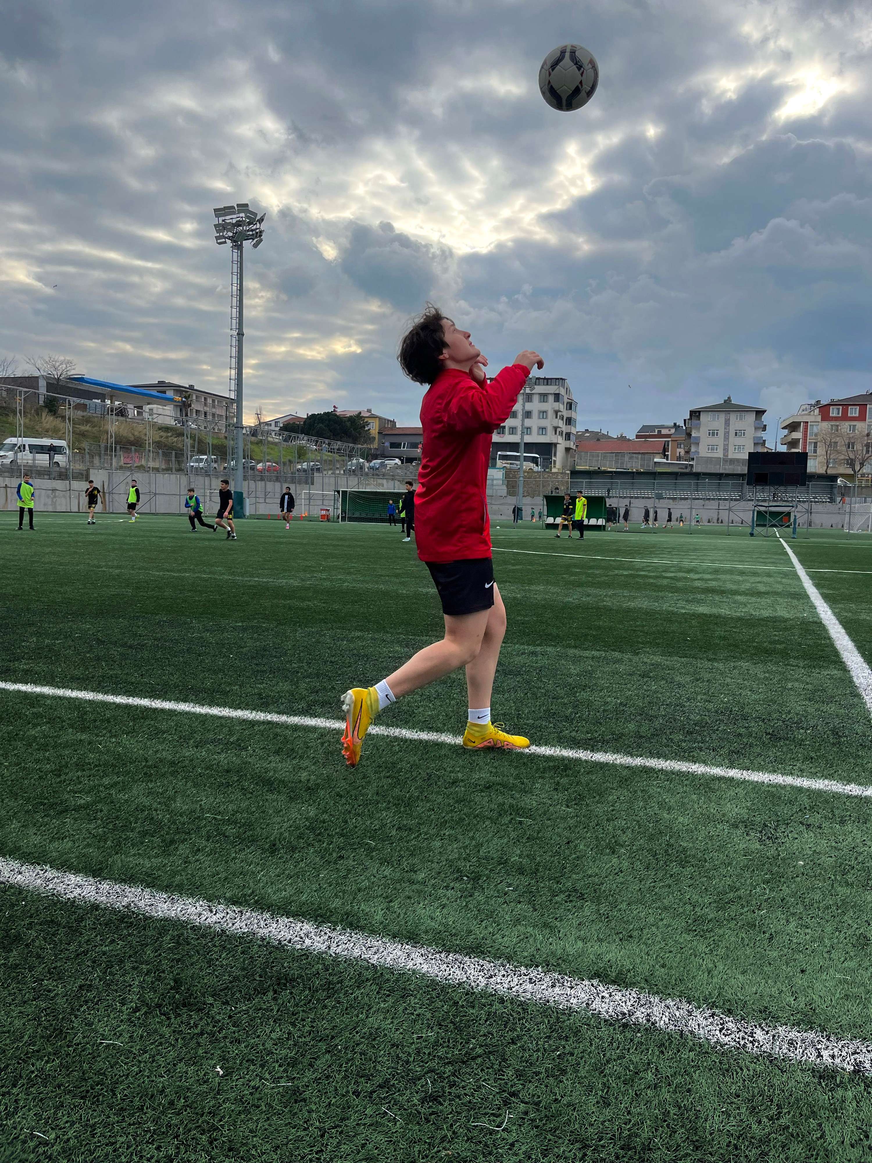Esra Bilgin Profile Picture