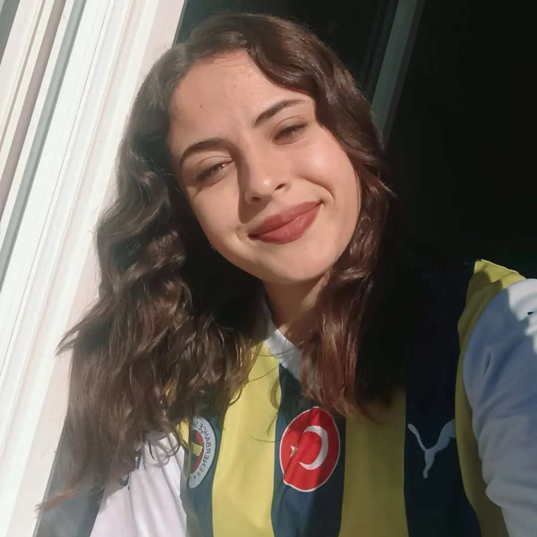Asiye Alakabak Profile Picture