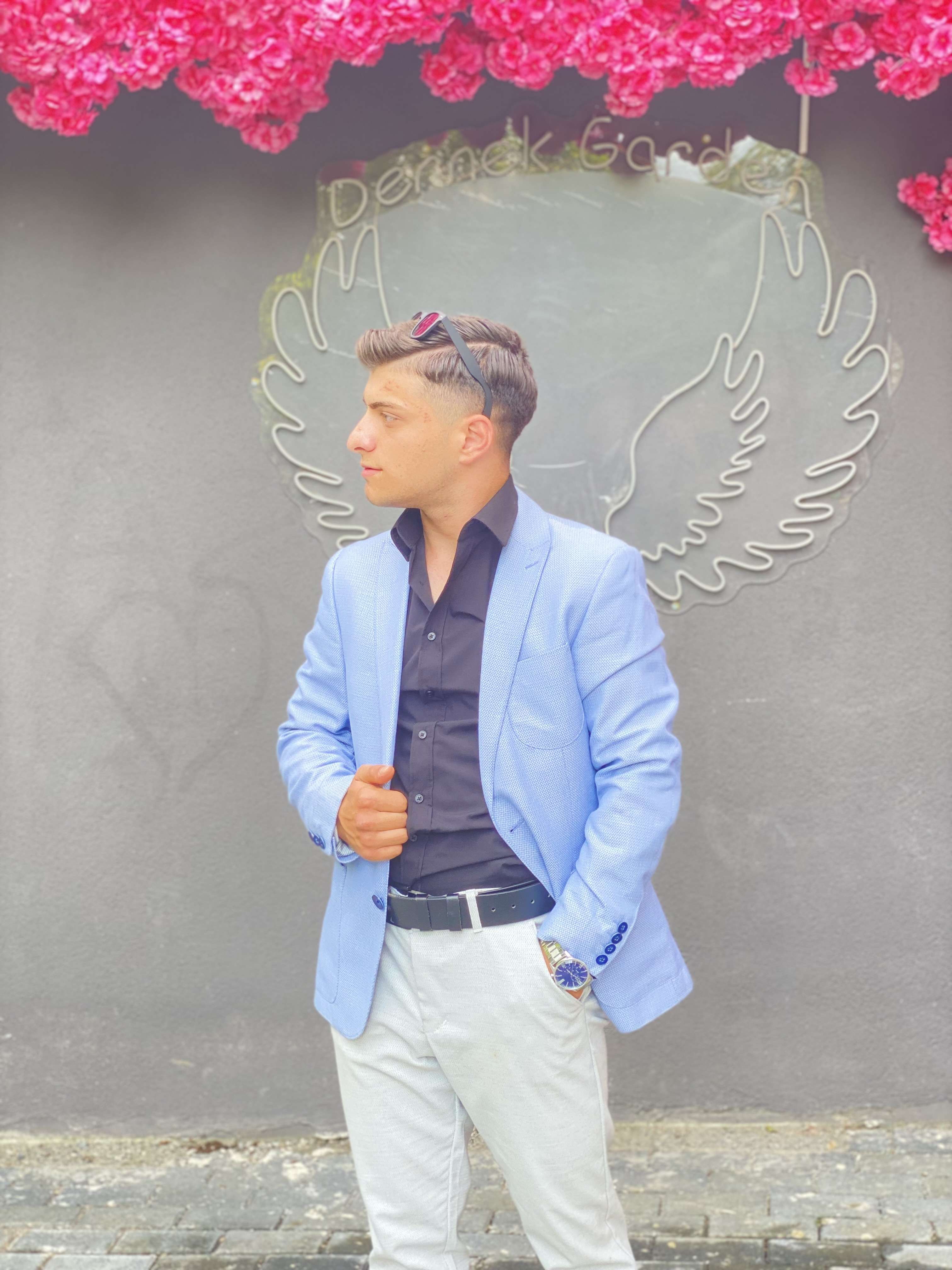 Ali Toptaş Profile Picture