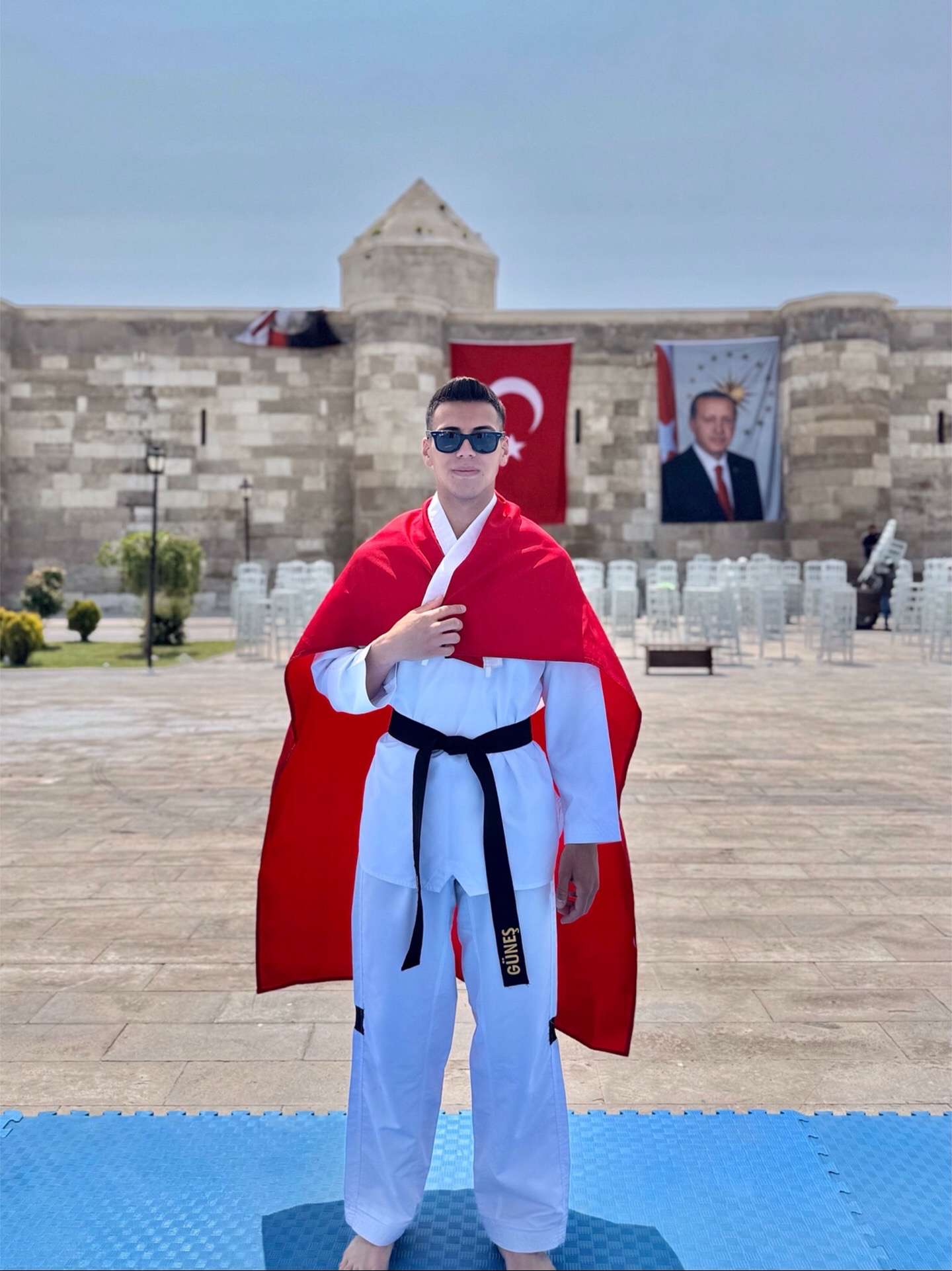 Zafer Şamil Güneş Profile Picture