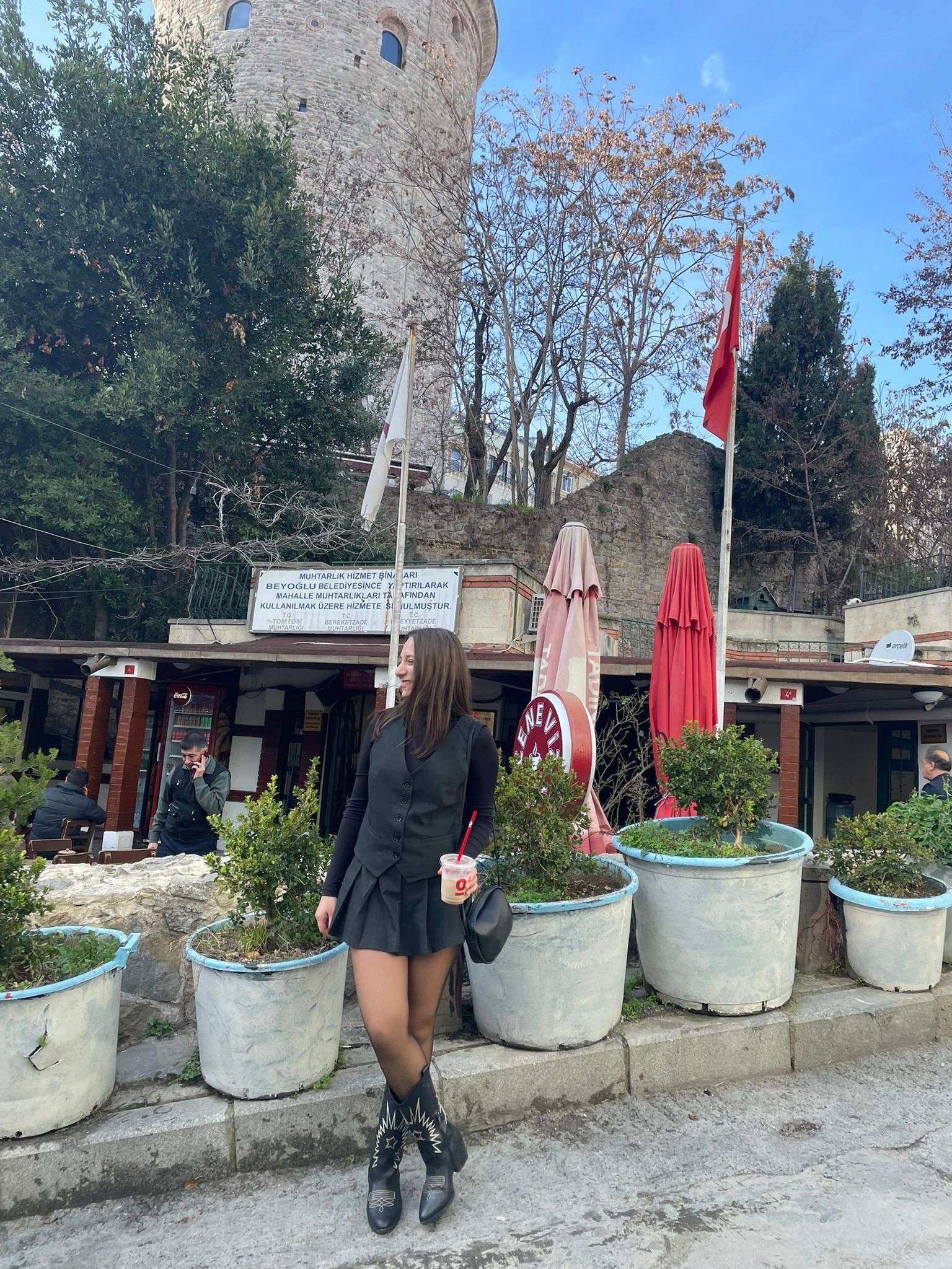 Melike Özçelik Profile Picture