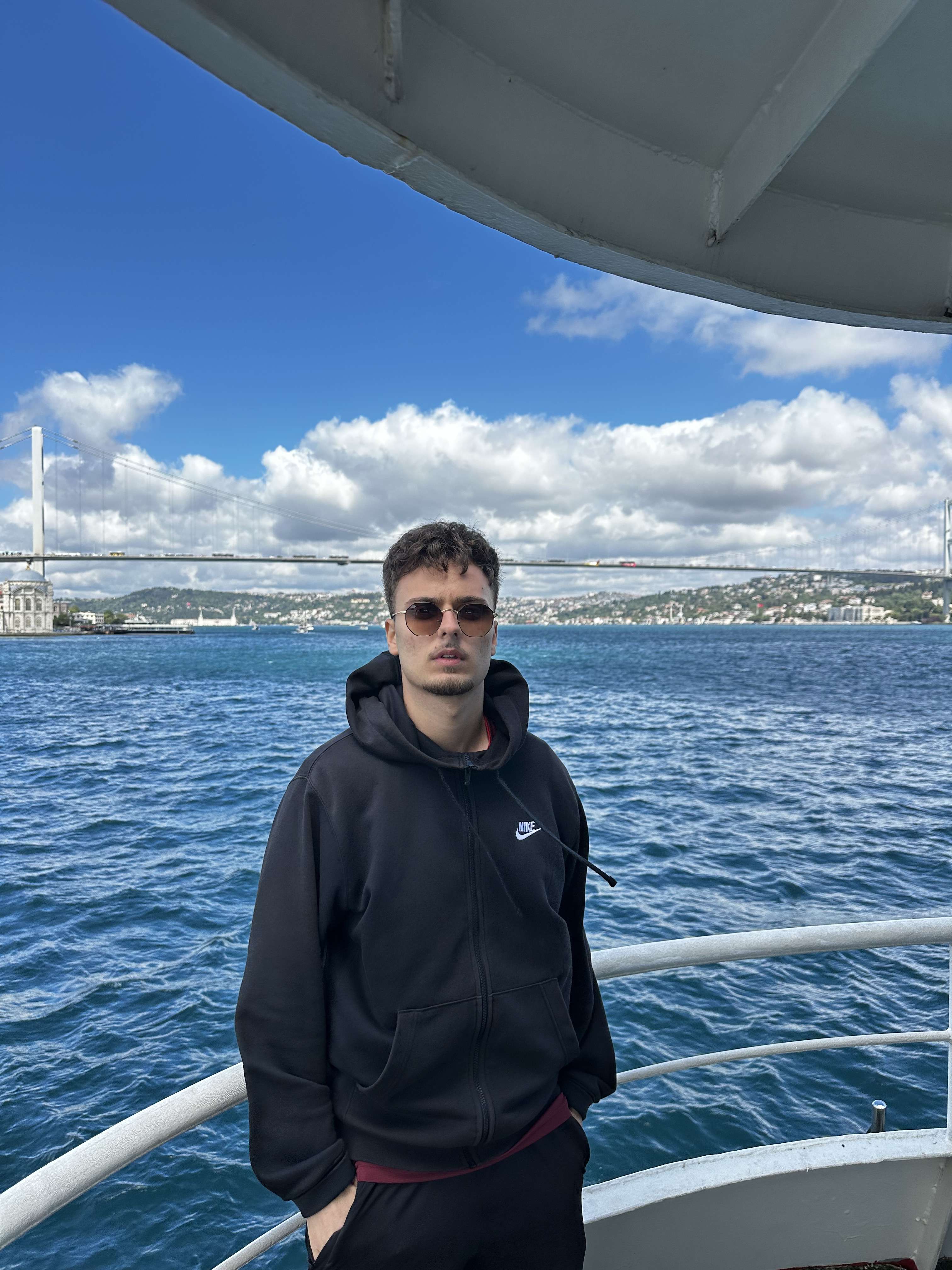 Tunay Özdemir Profile Picture